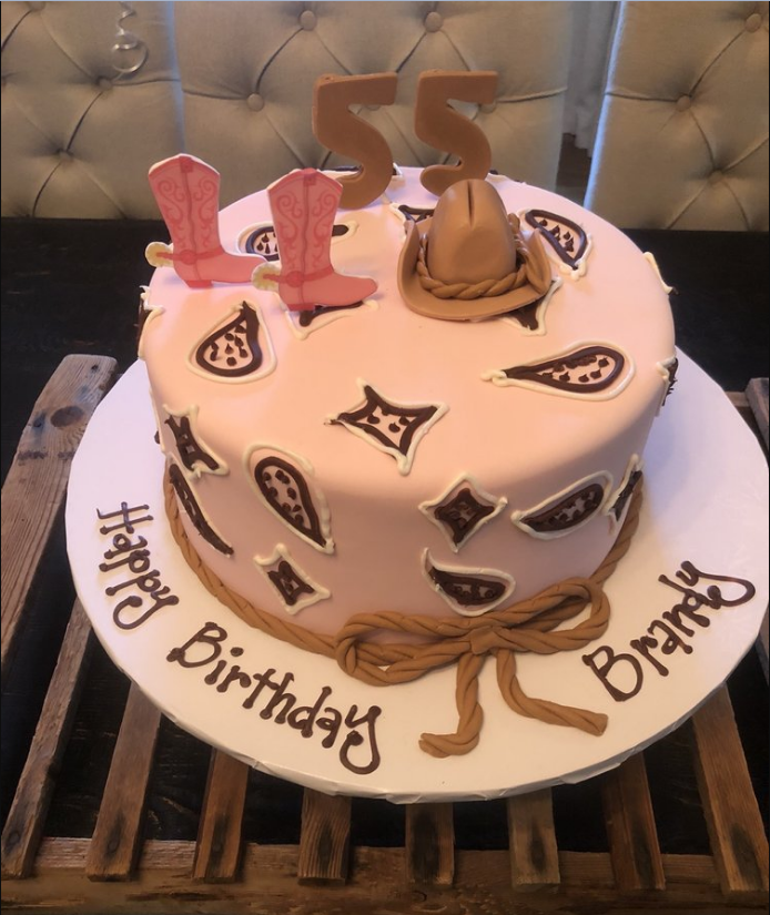 custom cake for newport beach costumer