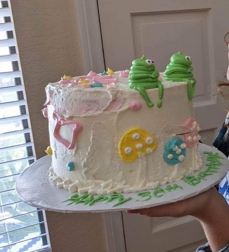 custom forg cake for san clemente costumer