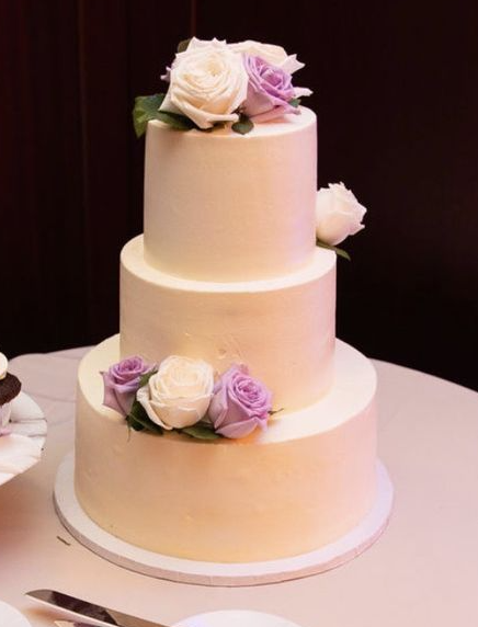 custom three-tiered cake for ladera ranch costumer