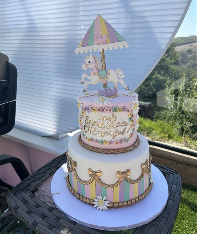 custom cake for lake forest costumer